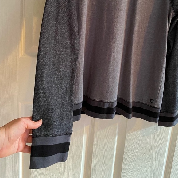 Tony Hawk Men's Long Sleeve Tee - Black and Gray Skateboard Shirt - Picture 3 of 7